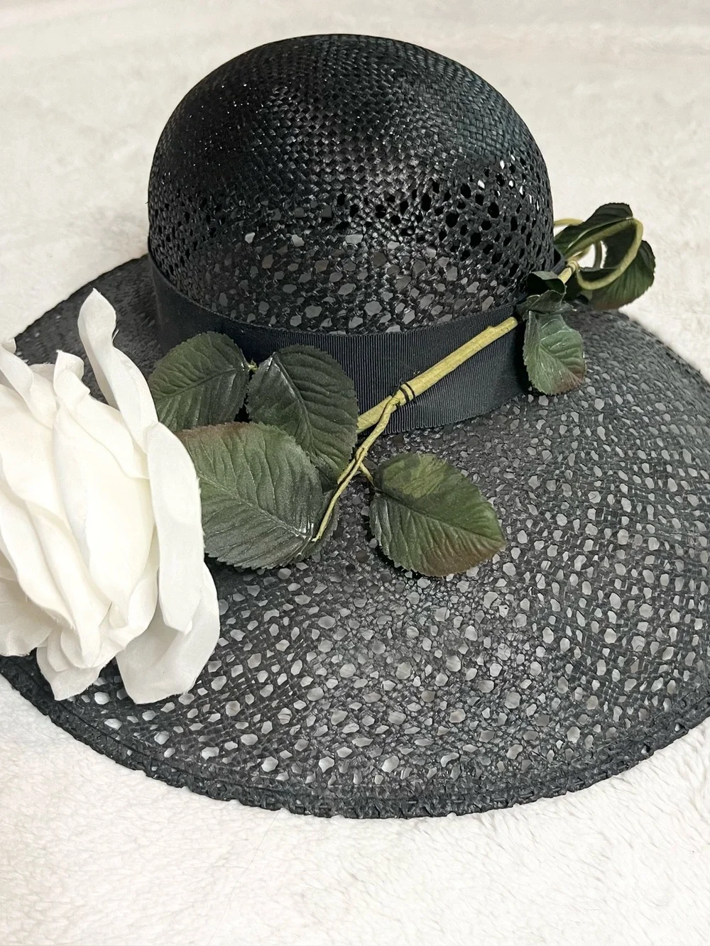 Vintage Oscar de la Renta Black Structured Straw Hat with White Rose Fascinator
